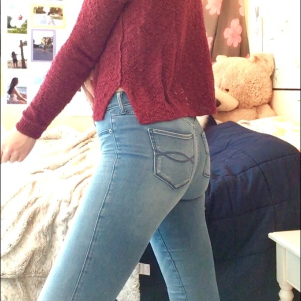 Abercrombie Light Wash Cropped Skinny Jeans